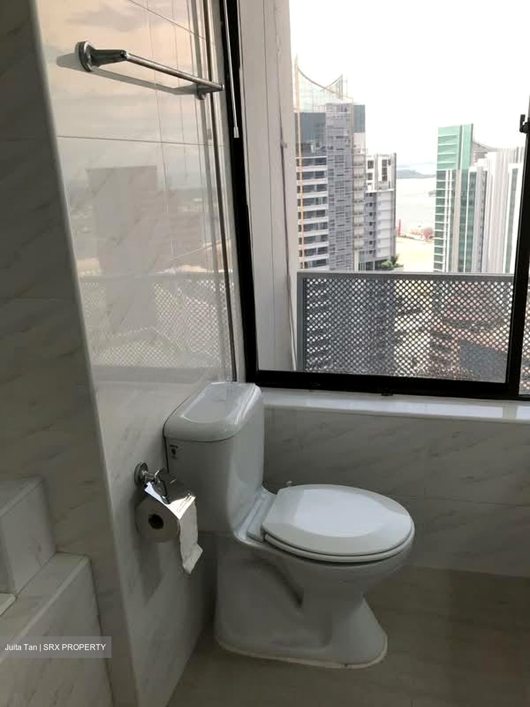 International Plaza (D2), Apartment #567425121